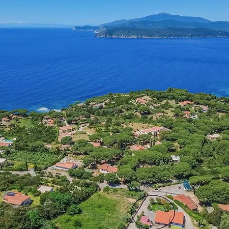 Acquamarina Vakantiehuis *
